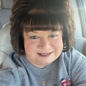 Meet your Posher, Michele